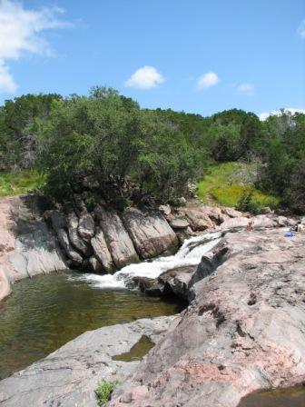 Devil's Waterhole at Inks Lake, photo by K Dry