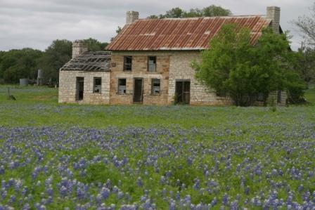 Frequently photographed abandoned farm house just N of Marble Falls