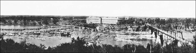 The Falls in 1951 just before the Dam was constructed. The Falls in 1951 just before the Dam was constructed.